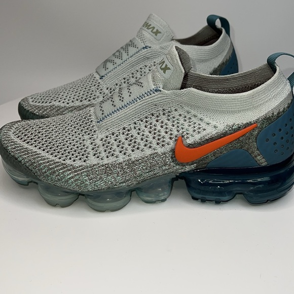 💙NWT NIKE WOMENS AIR VAPORMAX FK MOC 2 IN SIZE 7.5 - Picture 2 of 11